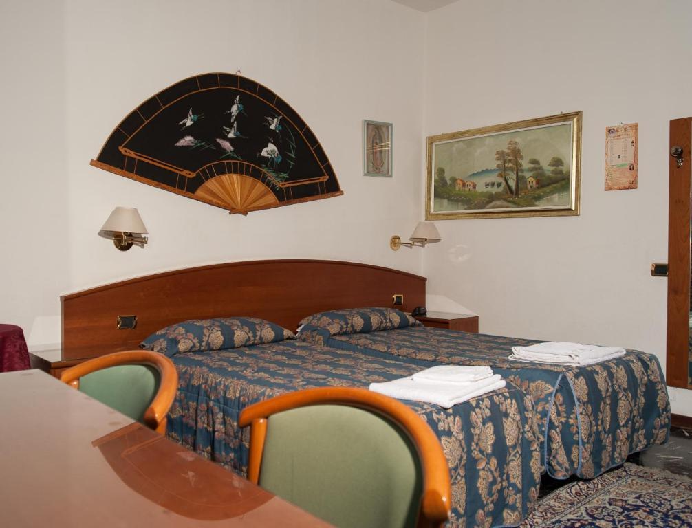 Vip Hotel Πιατσέντζα Εξωτερικό φωτογραφία